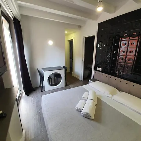 Bed & Breakfast Violà 2*