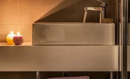 Bed and Breakfast Emphasis &